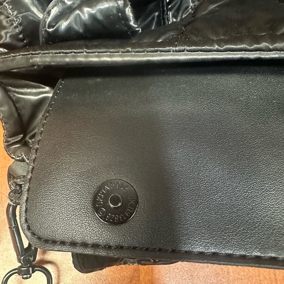 Steve Madden Black Structured Tote Bag - Picture 6 of 11